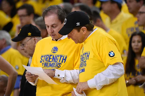 Les Warriors visés par une plainte de deux anciennes employées