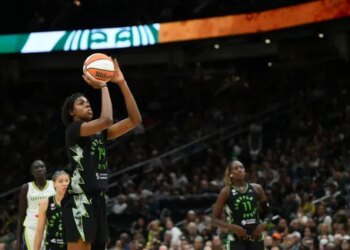 Malgré la défaite, Dominique Malonga a soigné sa dernière sortie