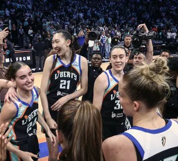 Numéro 1 de la saison régulière, les Lynx prennent la porte !