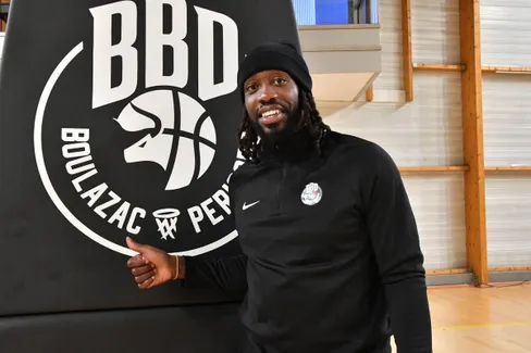 Patrick Beverley découvre Boulazac… et les restaurants fermés le lundi