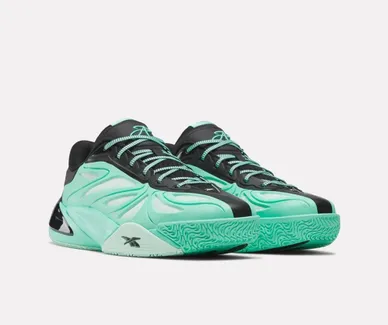 Reebok fait rimer Angel Reese avec turquoise