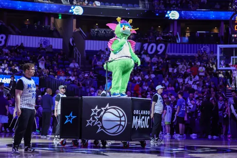 STUFF, la mascotte du Magic, retrouve son trône