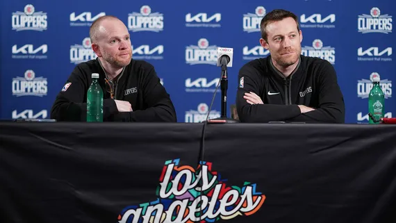 Trent Redden prend provisoirement les commandes des Clippers