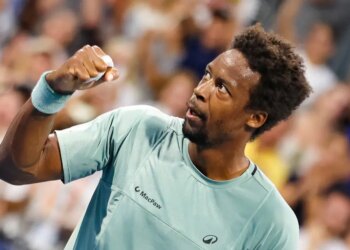 US Open > "À 40 balais, envoyer des souches comme ça et finir sur une bulle contre un jeune de 22 ans, c'est prodigieux de la part de Gaël Monfils", salue Frédéric Verdier