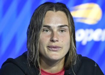 US Open > Aryna Sabalenka, toujours aussi tendue, à un journaliste en conférence de presse : "Pourquoi pensez-vous que la semaine dernière, je n’étais pas concentrée sur le tennis ?"