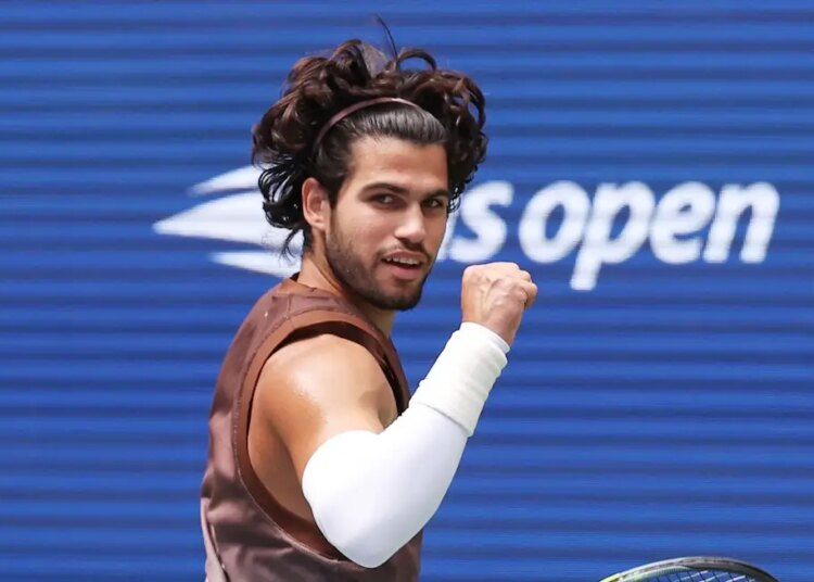 US Open > Carlos Alcaraz n'est pas comme les autres : "Il y a absolument tout ce qu'il faut pour qu'il se plante mais il gère ça comme si c'était naturel"
