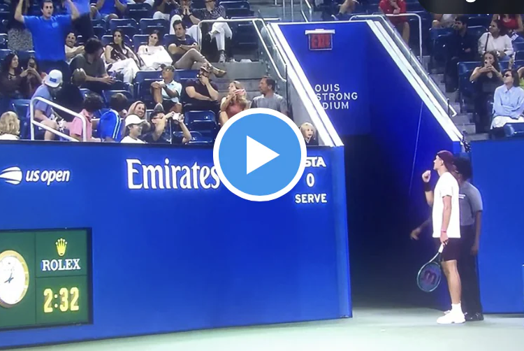 US Open > La grosse altercation entre Jakub Mensik et un spectateur totalement ivre !