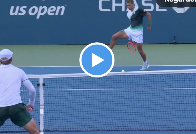 US Open > Le plus beau point de l'année sans aucun doute signé Cobolli !