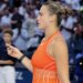 US Open > Sabalenka sèchement recadrée par une ex-6e mondiale : "Son comportement après sa défaite contre Rybakina était immature. Elle approche de la trentaine, il faut qu'elle apprenne à se maîtriser. Ce n'était pas une belle image"