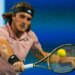 US Open > Stefanos Tsitsipas est nostalgique : "Si on regarde attentivement les joueurs des années 1950, 97% ou 98% d'entre eux utilisaient le revers à une main. Maintenant, c’est littéralement 2 ou 3%. La tendance s’est inversée"