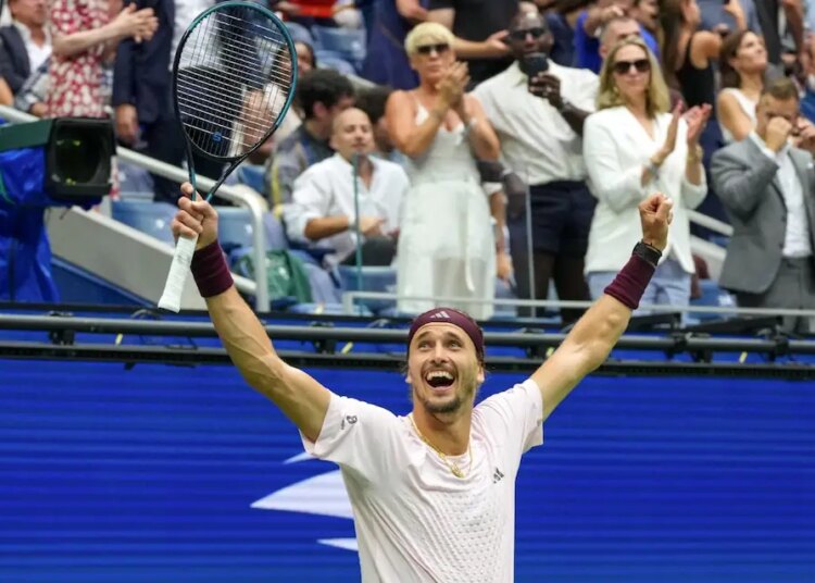US Open > Toni Nadal sur la célébration manquée d'Alexander Zverev : "Au tennis, de nombreux entraîneurs conseillent à leurs joueurs de ne pas se focaliser sur le score. Nous avons vu l'Allemand pousser ces préceptes à l'extrême"