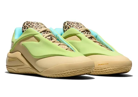 Un troisième coloris pour la SHAI 001 « Lace Up »