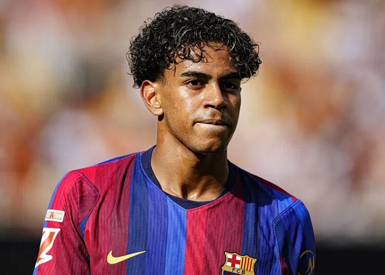 “Toutes les qualités pour devenir un grand attaquant” : Yamal s’enflamme pour son nouveau coéquipier africain du Barça