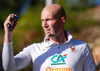 Zinedine Zidane, la décision radicale qui a mis en rogne des proches de Didier Deschamps