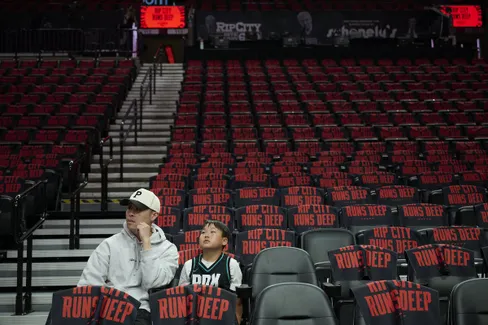 à Portland, les travaux du Moda Center irritent de plus en plus