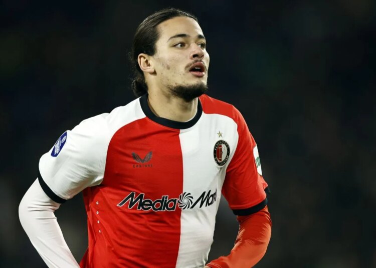 Mercato : le retard qui relance le feuilleton Hadj Moussa au Feyenoord !