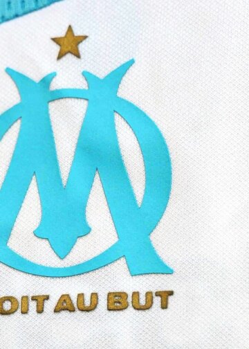 À 42 ans, cet ancien joueur de l’OM est devenu multimilliardaire !