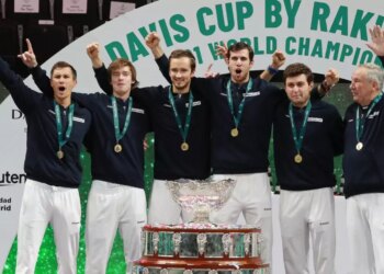 ATP > Kafelnikov pas tendre avec Medvedev, Rublev et Khachanov : "Je ne m'attends pas à ce qu'ils retrouvent une position leur permettant de remporter régulièrement des tournois"