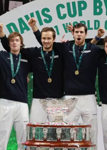 ATP > Kafelnikov pas tendre avec Medvedev, Rublev et Khachanov : "Je ne m'attends pas à ce qu'ils retrouvent une position leur permettant de remporter régulièrement des tournois"