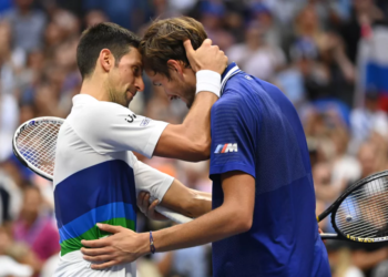 ATP - Pékin > "Djokovic mérite bien plus de respect que ça. Ces imitations de Medvedev ont dépassé les bornes"