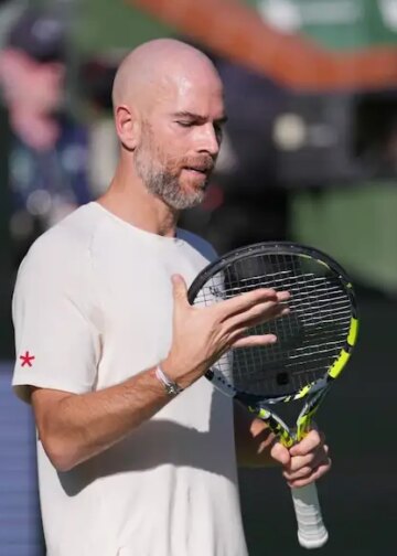 ATP - Shanghai > Mannarino (38 ans) : "J'entends des conseils : 'Il faut en faire un peu moins, mais plus qualitatif'. Pardon, c'est un peu de la branlette. Si tu veux être compétitif face à des mecs de 20 ans, il ne faut pas en faire moins"
