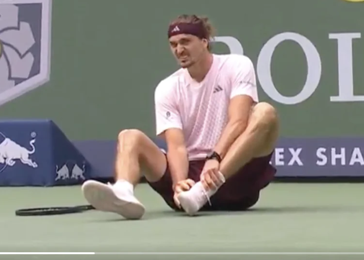 ATP - Shanghai > Zverev se fait une énorme frayeur : son rêve de devenir numéro un mondial a bien failli s'envoler !