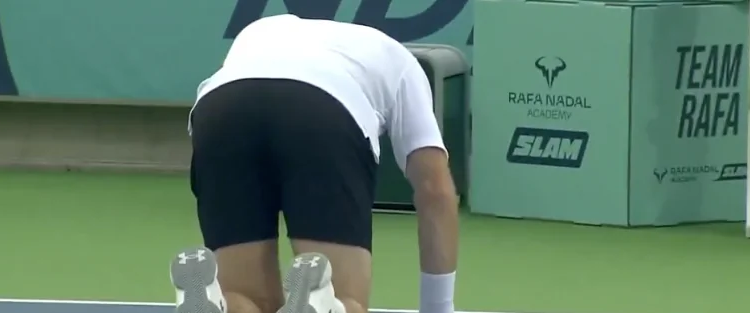 ATP, Vidéos > Rafael Nadal sans pitié avec Andy Murray pour remporter son tournoi !
