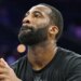 Andre Drummond puni par Mike Brown