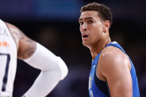 Après douze saisons, les Mavs se séparent de Dwight Powell