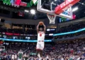 Caleb Wilson donne le tournis aux Bucks de Tyler Herro