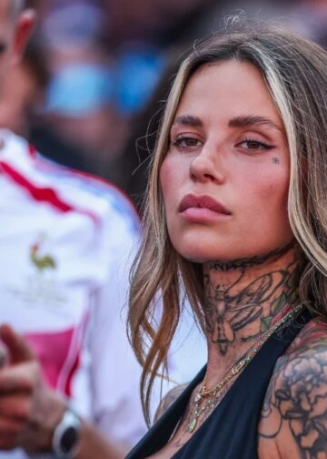 "Des animaux", les violences en France vues par la femme d’un joueur des Bleus