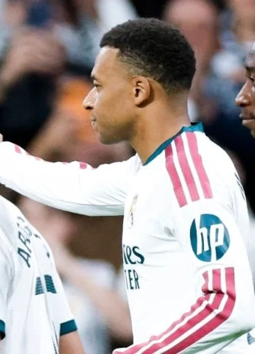 Diomandé et Mbappé lancent le Clasico · SNA
