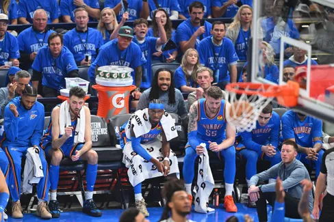 Durement frappé par les blessures, le Thunder fait bloc
