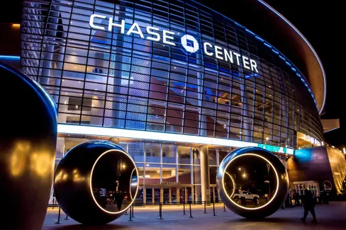 En six ans, la valeur moyenne des franchises NBA a bondi de 183% !