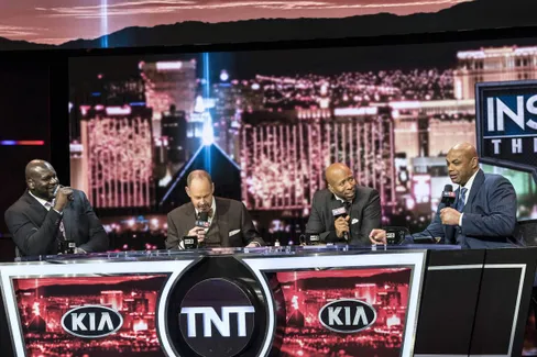 Ernie Johnson va quitter « Inside the NBA » à la fin de la saison