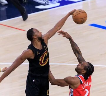 Evan Mobley oublié par les GMs, les Cavaliers montent au créneau