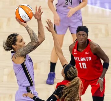 Gabby Williams et les Valkyries dans un mauvais Dream
