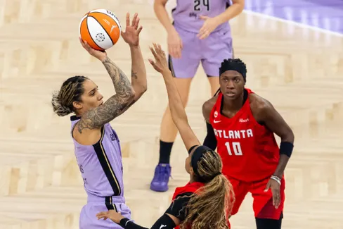 Gabby Williams et les Valkyries dans un mauvais Dream