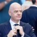 Gianni Infantino demande pardon et agace