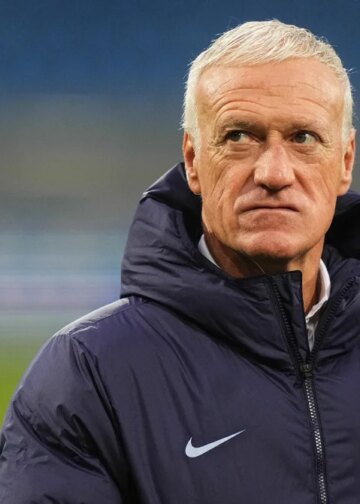 "Il n’est pas honnête", un ancien Bleu règle ses comptes avec Didier Deschamps