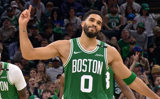 Jayson Tatum, bourreau des Knicks dans le “money time”