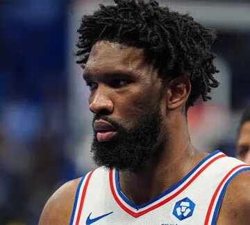 Joel Embiid se considère comme une « cible facile » pour les rumeurs