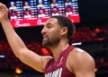 Klay Thompson rallume la machine à 3-points