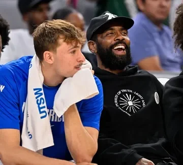 Kyrie Irving et Cooper Flagg, seuls titulaires indiscutables à Dallas