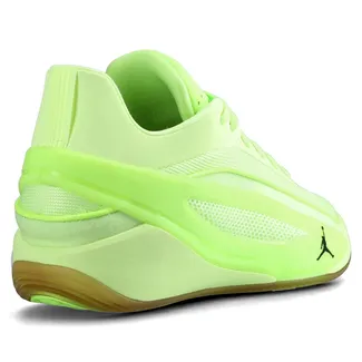 La Jordan Luka 5 s’essaie au tennis