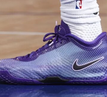 La LeBron 24 attaque fort