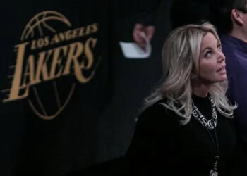 La famille Buss se déchire désormais devant la justice pour la vente des Lakers