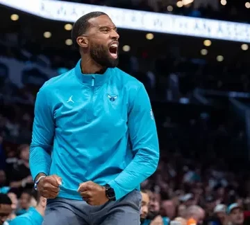 La nouvelle ère des Hornets débute sous les huées
