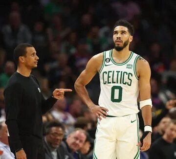 Les Celtics font leurs classes dans une académie militaire