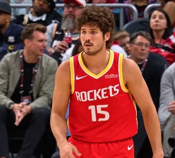Les Rockets continuent de faire confiance à Reed Sheppard
